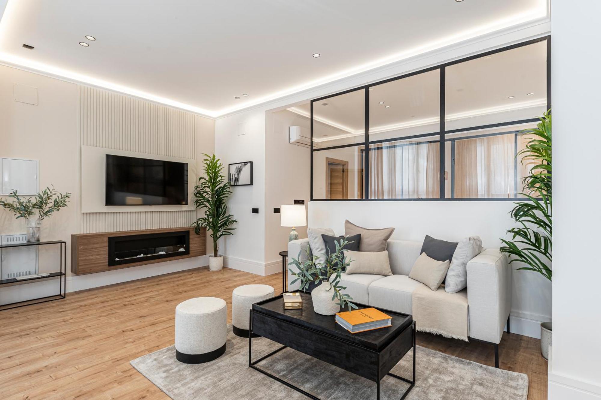 Mh Apartments Soho Мадрид Экстерьер фото